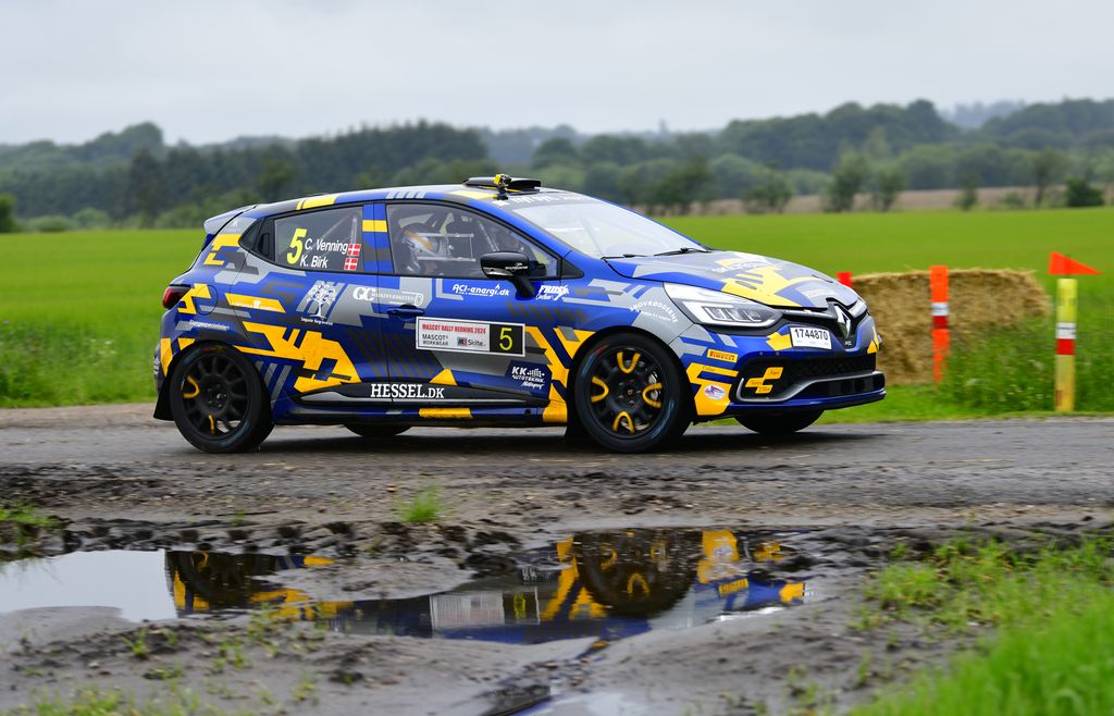 Venning Motorsport præsterede med generel femteplads og en klassesejr i DSR tillige med en samlet syvendeplads og klassesejr i DM Rallysprint en god indsats i Herning
(Foto: Morten Dam - autoMOTIV/specialpress)